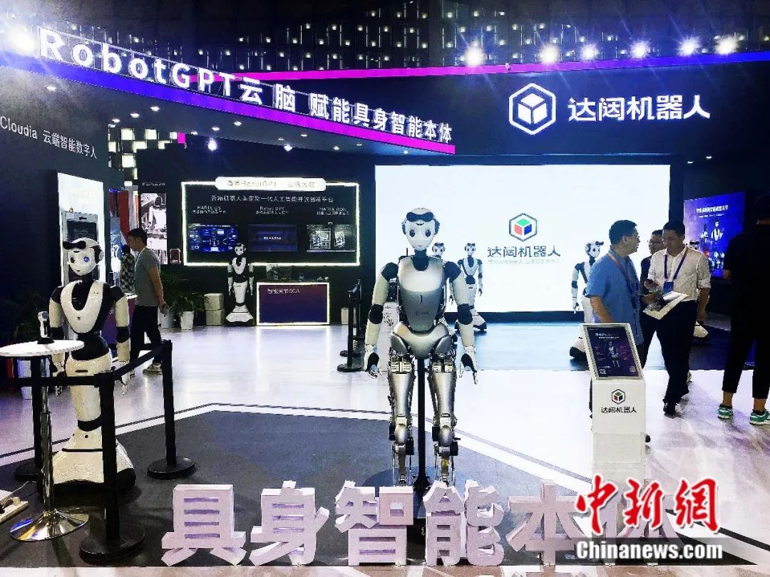 Humanoid robots are really coming!